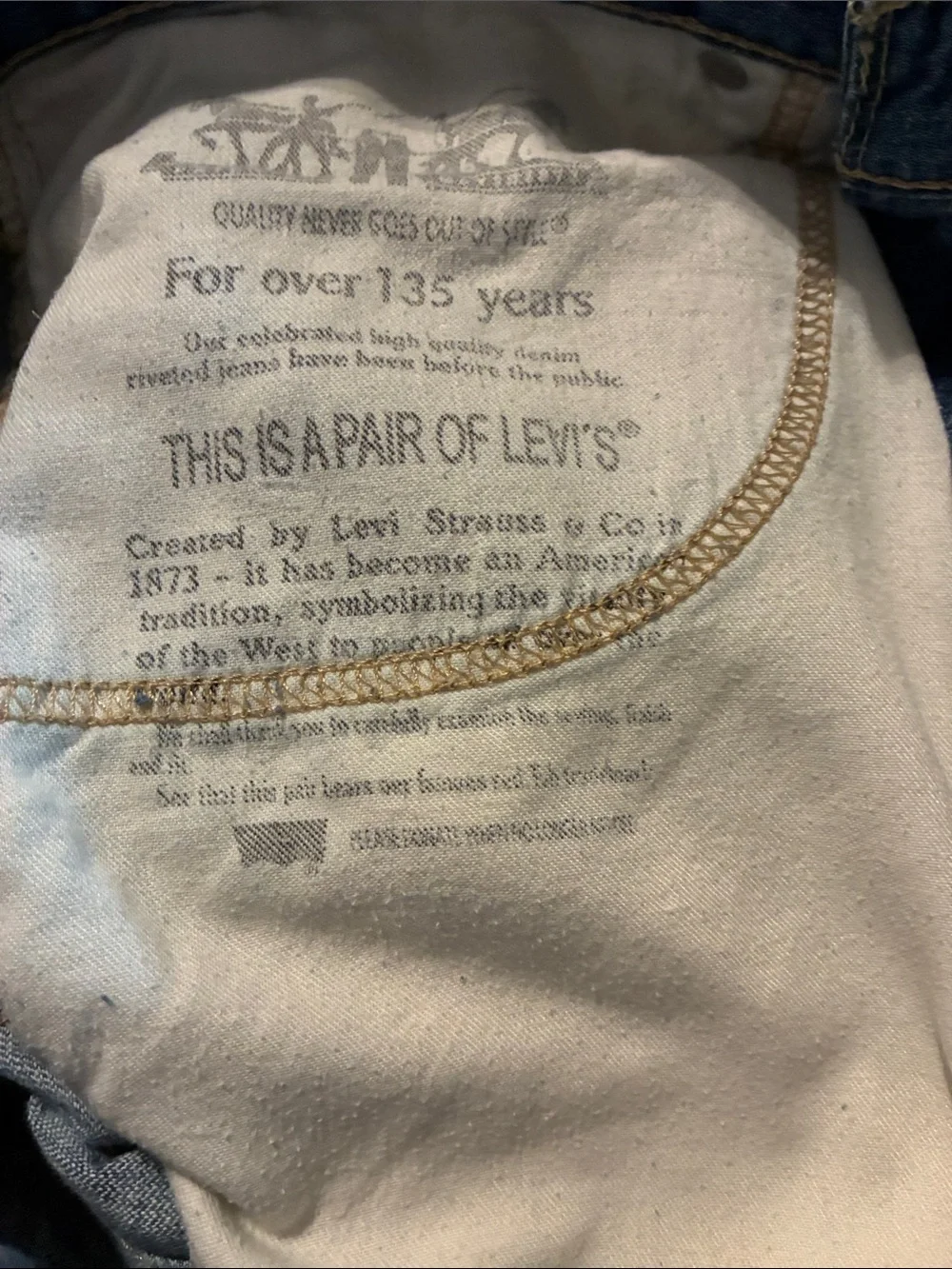 Vintage Trending Levi's Men's Straight Jeans — Light Blue Washed Denim